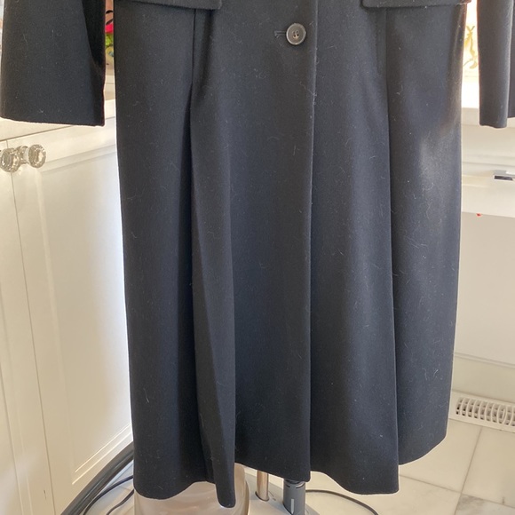 Hugo Boss winter coat - Picture 3 of 12